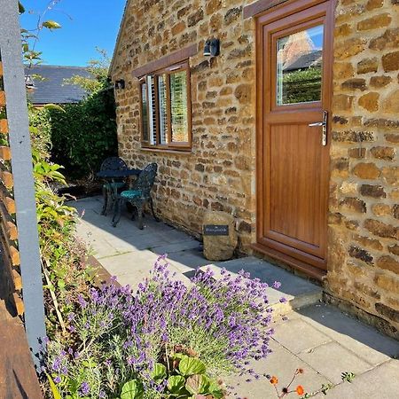 Honeysuckle Cottage - Hillside Holiday Cottages, Cotswolds Warmington ภายนอก รูปภาพ
